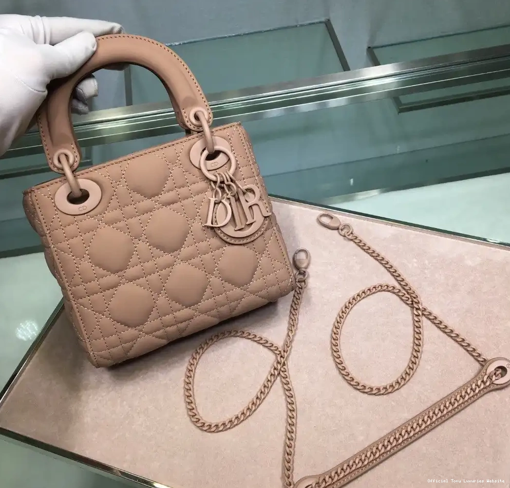 Tony Luxuries MATTE ULTRA LADY diro 0611